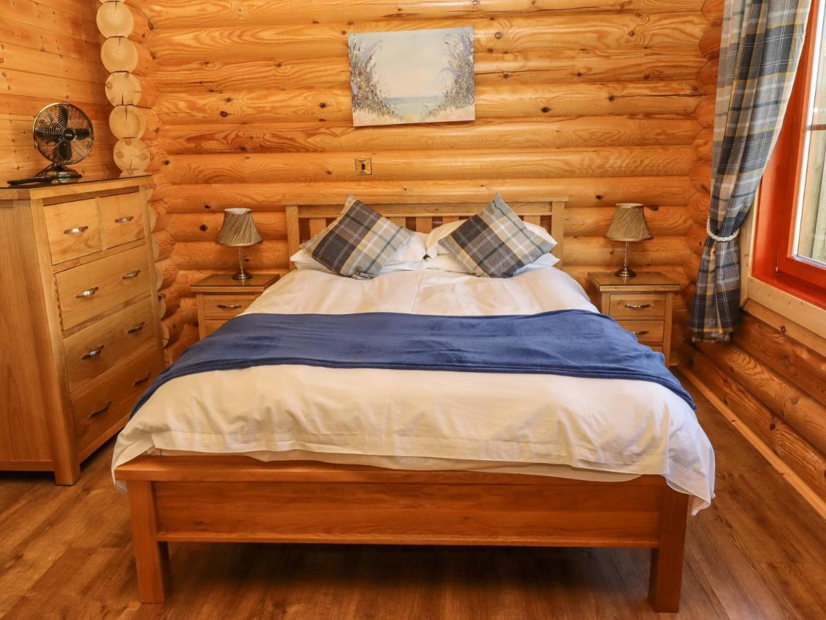Holly Lodge Оакхам Экстерьер фото